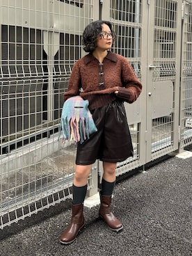 「アイテム（ストール/ショール）」を使った、タカタニさん（レディース・149cm）の秋コーディネート