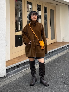 「KBF（ケイビーエフ）のハイネックベロアミドルジャケット（ブルゾン、イエロー系）」を使った、タカタニさん（レディース・149cm）の夏コーディネート