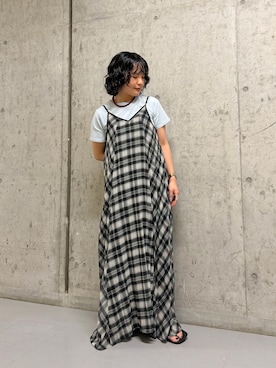 「KBF（ケイビーエフ）のチェックプリーツキャミワンピース（ワンピース、ブラック系）」を使った、タカタニさん（レディース・149cm）の夏コーディネート