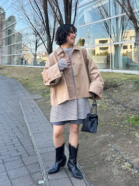 「KBF（ケイビーエフ）のステンカラーマントコート（ステンカラーコート、ベージュ系）」を使った、タカタニさん（レディース・149cm）の冬コーディネート