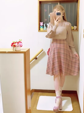 「Seemi. byNICECLAUP（ シーミーバイナイスクラップ）の【Seemi】Seemiハートキルティングポシェット（ショルダーバッグ、レッド系）」を使った、mami太郎さん（レディース・162cm）の春コーディネート