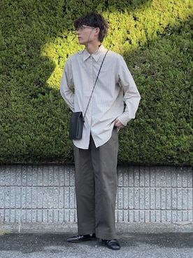 「UNIQLOコーデ」｜「アイテム（スリッポン）」を使った、間井谷　勇生【大阪美容師】さん（メンズ・169cm）の秋コーディネート