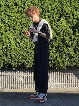 「GU（ジーユー）のアイテム（Tシャツ/カットソー、ブラック系）」を使った、間井谷　勇生【大阪美容師】さん（メンズ・169cm）の夏コーディネート