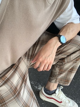 「CONVERSE（コンバース）のアイテム（Tシャツ/カットソー）」を使った、あらーさん（メンズ・172cm）の秋コーディネート