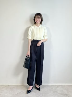 「green label relaxing（グリーンレーベルリラクシング）のアイテム（ショルダーバッグ）」を使った、西村（nishimura）さん（レディース・163cm）の秋コーディネート