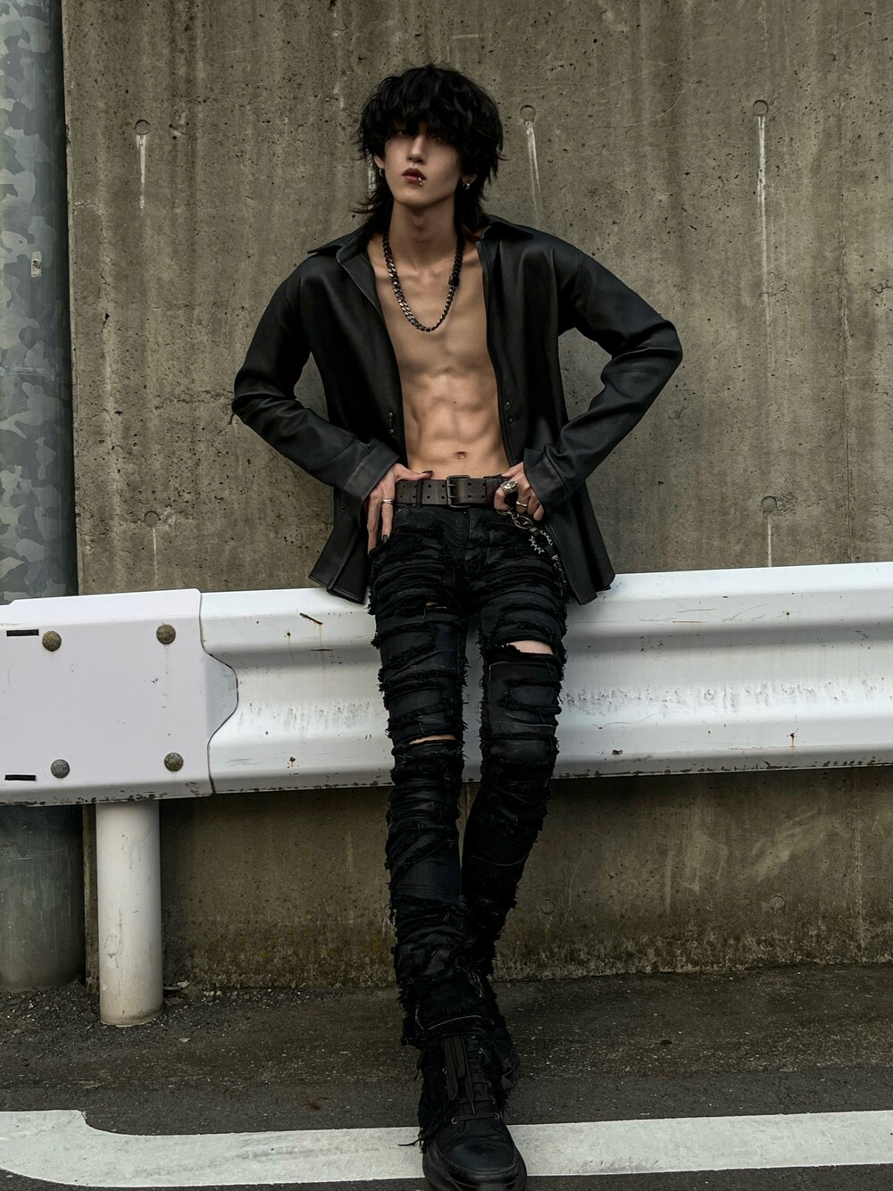 【カジュアルコーデの格上げ】RICKOWENS デニムショートパンツ 1693299935.jpg