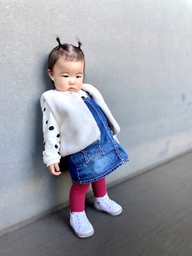 「アイテム（ジャンパースカート）」を使った、acoさん（キッズ・80cm）の冬コーディネート
