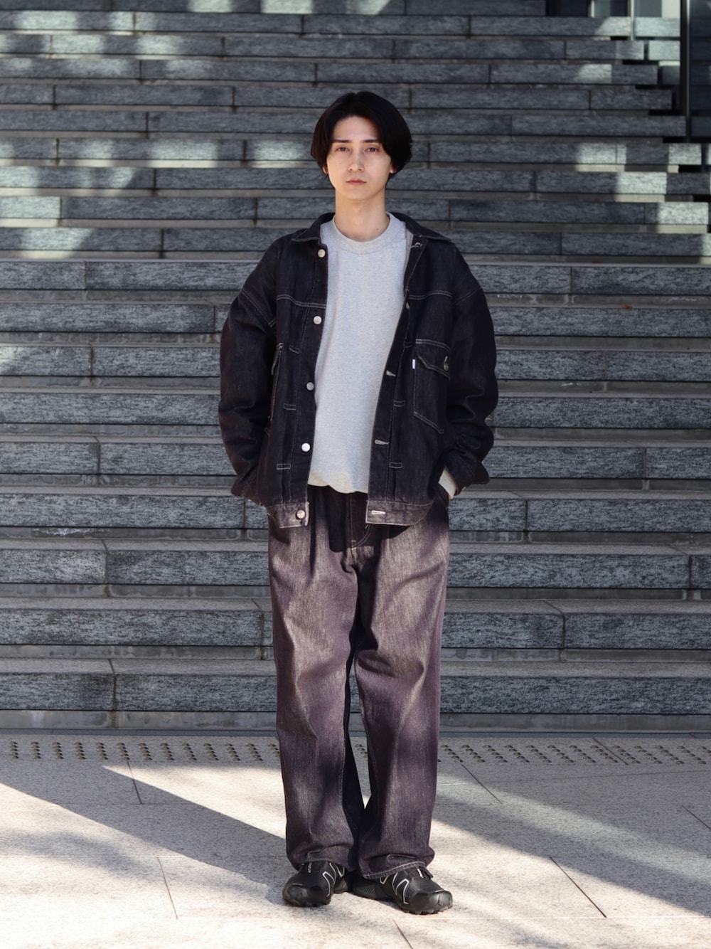 「graphpaper」｜「GraphpaperのColorfast Denim jacket（デニムジャケット、ブルー系）」を使った、Rio Hiragaさん（メンズ・171cm）の冬コーディネートの1枚目の写真