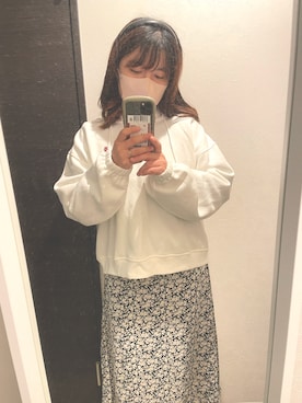 「JUMELLE（ジュメロ）のＶネックフラワーワンピース（ワンピース、ブラック系）」を使った、nozomiさん（レディース・160cm）の冬コーディネート