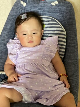 「GU（ジーユー）のアイテム（Tシャツ/カットソー、パープル系）」を使った、桜ノママさん（キッズ・110cm）の夏コーディネート