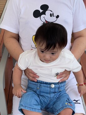 「UNIQLO（ユニクロ）のアイテム（Tシャツ/カットソー、ホワイト系）」を使った、桜ノママさん（キッズ・110cm）の夏コーディネート