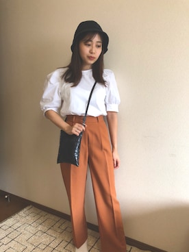 「earth music&ecology（アースミュージックアンドエコロジー）のアイテム（ハット、ブラック系）」を使った、mioさん（レディース・148cm）の秋コーディネート