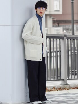 「STUDIOUS（ステュディオス）のアイテム（トップス）」を使った、RIKUさん（メンズ・171cm）の秋コーディネート