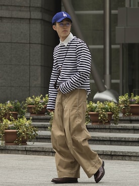 「SHINYAKOZUKA（シンヤコヅカ）のアイテム（チノパンツ）」を使った、RIKUさん（メンズ・171cm）の春コーディネート