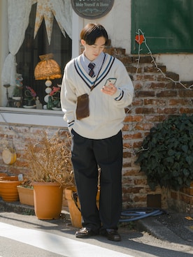 「UNIQLO（ユニクロ）のアイテム（スラックス）」を使った、RIKUさん（メンズ・171cm）の春コーディネート