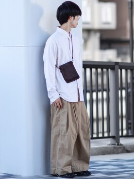 「SHINYAKOZUKA（シンヤコヅカ）のアイテム（チノパンツ）」を使った、RIKUさん（メンズ・171cm）の秋コーディネート