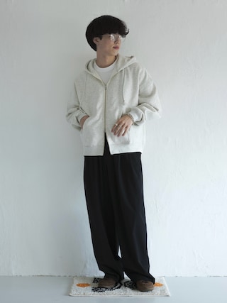 「FREAK'S STORE（フリークスストア）の限定展開 リラックスフィット ジップアップ パーカー（パーカー）」を使った、RIKUさん（メンズ・171cm）の秋コーディネート
