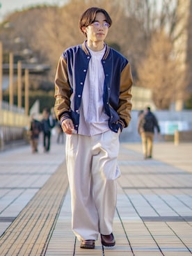 「大学生」｜「アイテム（スタジャン）」を使った、RIKUさん（メンズ・171cm）の冬コーディネート