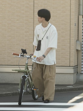 「SHINYAKOZUKA（シンヤコヅカ）のアイテム（チノパンツ）」を使った、RIKUさん（メンズ・171cm）の春コーディネート