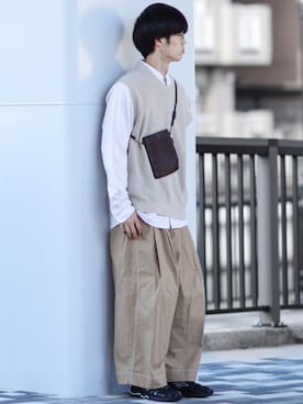「SHINYAKOZUKA（シンヤコヅカ）のアイテム（チノパンツ）」を使った、RIKUさん（メンズ・171cm）の秋コーディネート