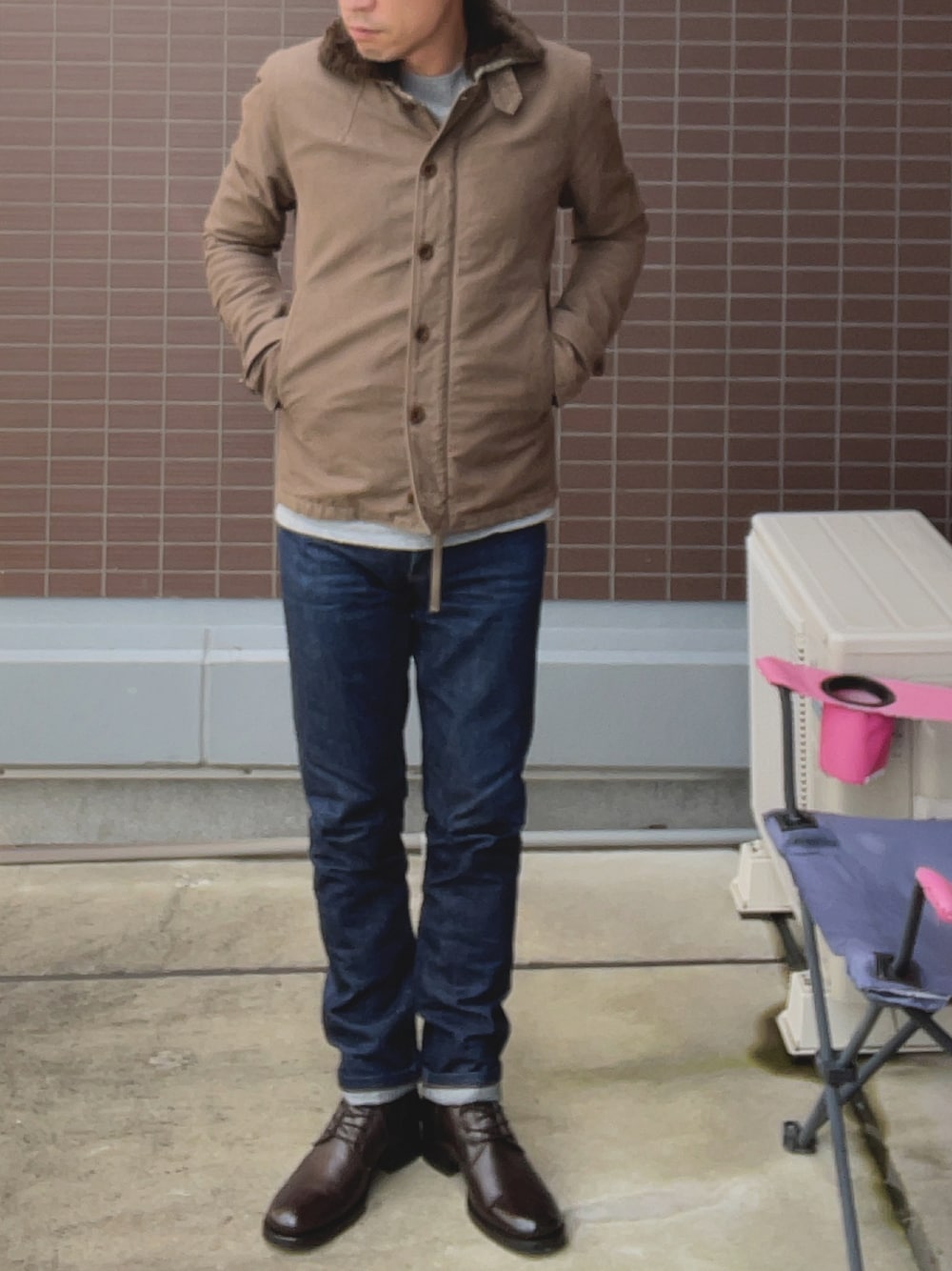 「wjkのアイテム（ミリタリージャケット、グリーン系）」を使った、エフポンさん（メンズ・171cm）の秋コーディネートの1枚目の写真