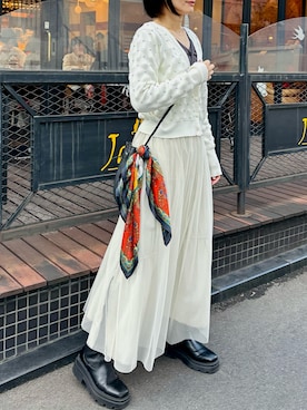 「リバーシブル」｜「アイテム（スカート）」を使った、tea._.coさん（レディース・164cm）の冬コーディネート