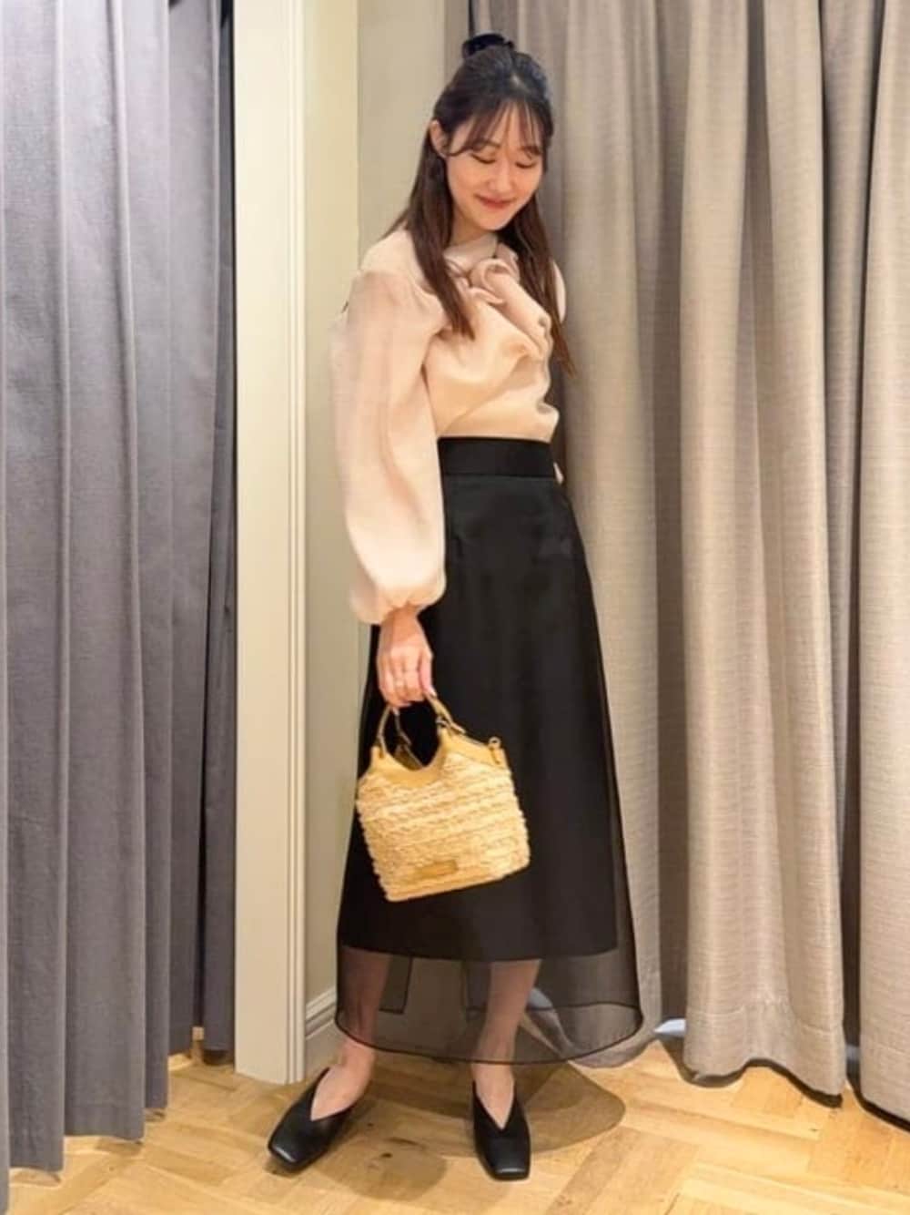 Demi-Luxe BEAMSさんの「レザーミュール .M（Demi-Luxe BEAMS）」を使ったコーディネートの1枚目の写真