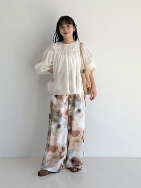 「Demi-Luxe BEAMS（デミルクス ビームス）のコットンシルク 2WAY ブラウス（シャツ/ブラウス、ホワイト系）」を使った、Demi-Luxe BEAMSさん（レディース・154cm）の春コーディネート