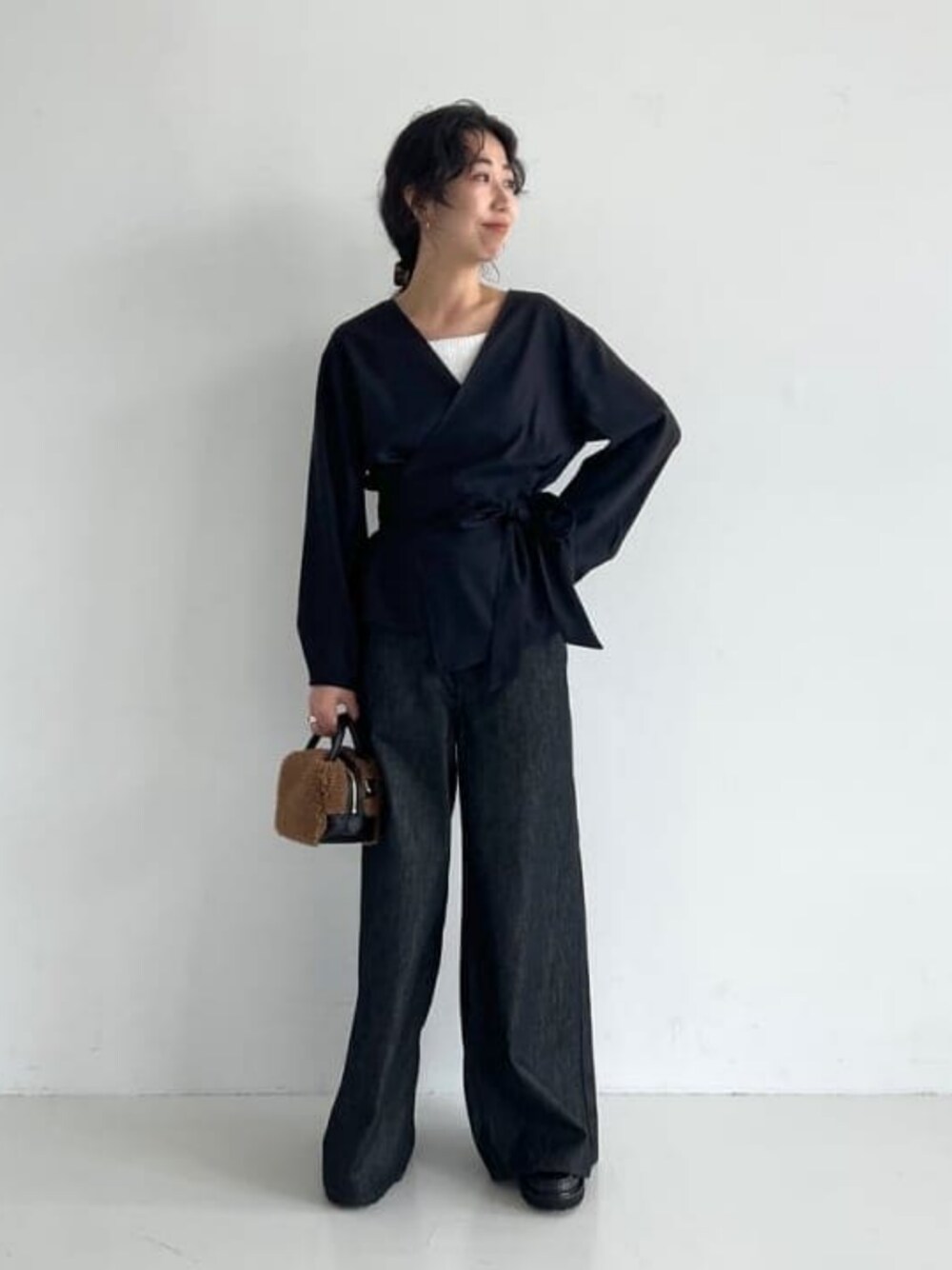 Demi-Luxe BEAMS / 2WAY カシュクールブラウス.Mを使った人気