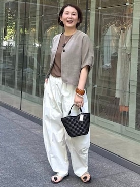「Demi-Luxe BEAMS（デミルクス ビームス）のコットン ナイロン カーブパンツ（その他パンツ、ホワイト系）」を使った、Demi-Luxe BEAMSさん（レディース・154cm）の春コーディネート