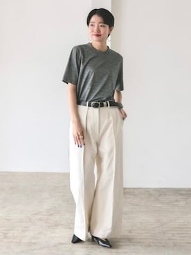 「Demi-Luxe BEAMS（デミルクス ビームス）のタック チノ ワイドパンツ（Chinos、ホワイト系）」を使った、Demi-Luxe BEAMSさん（レディース・164cm）の春コーディネート