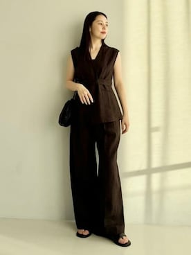 「Demi-Luxe BEAMS（デミルクス ビームス）のBOGKI / リブル クロス ボディ バッグ（Shoulderbag、ブラック系）」を使った、Demi-Luxe BEAMSさん（レディース・164cm）の春コーディネート