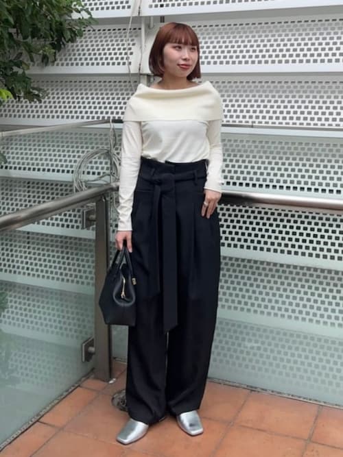 新品 Demi-Luxe BEAMSレーヨンポリオフショルダープルオーバー Demi-Luxe BEAMS（デミルクス ビームス）レーヨン ポリエステル オフ