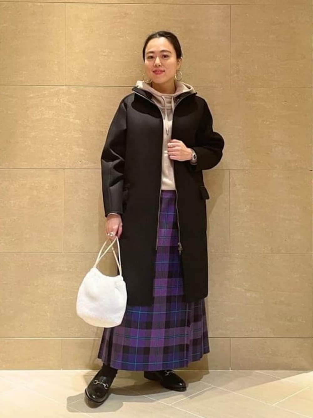 AK+1 / ハイネック ボンディングコートを使った人気ファッション