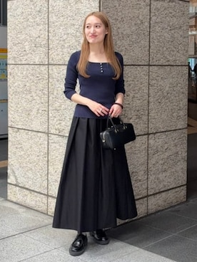 「Demi-Luxe BEAMS（デミルクス ビームス）のコットン ナイロン タック ギャザー スカート（Skirt、ブラック系）」を使った、Demi-Luxe BEAMSさん（レディース・164cm）の春コーディネート