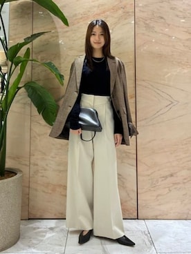 「Demi-Luxe BEAMS（デミルクス ビームス）のプレシャス ハイウエスト パンツ（その他パンツ、ホワイト系）」を使った、Demi-Luxe BEAMSさん（レディース・158cm）の秋コーディネート