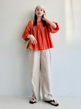 「Demi-Luxe BEAMS（デミルクス ビームス）のリネン タブ付き ワイドパンツ（Trousers、ベージュ系）」を使った、Demi-Luxe BEAMSさん（レディース・164cm）の春コーディネート