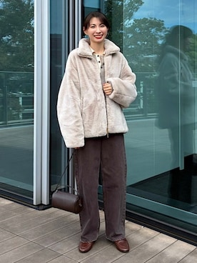 「TATRAS（タトラス）のTATRAS / BARBRA ボア ブルゾン（ブルゾン、グレー系）」を使った、Demi-Luxe BEAMSさん（レディース・158cm）の秋コーディネート