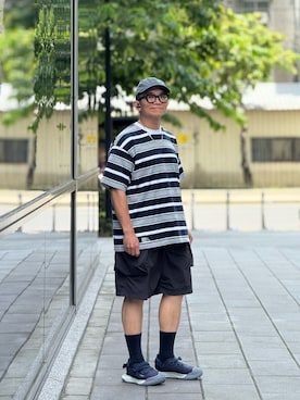 「アイテム（Tシャツ/カットソー）」を使った、Colorholic manさん（メンズ・172cm）の夏コーディネート