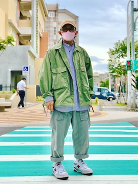 「Jordan」｜「アイテム（ミリタリージャケット）」を使った、Colorholic manさん（メンズ・172cm）の秋コーディネート