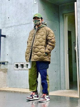「White Mountaineering」｜「アイテム（ダウンジャケット/コート）」を使った、Colorholic manさん（メンズ・172cm）の冬コーディネート