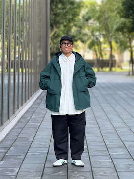 「アイテム（チノパンツ）」を使った、Colorholic manさん（メンズ・172cm）の冬コーディネート