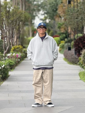 「FreshService（フレッシュサービス）のアイテム（スウェット、グレー系）」を使った、Colorholic manさん（メンズ・172cm）の春コーディネート