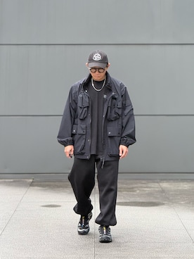「YOKE（ヨーク）のアイテム」を使った、Colorholic manさん（メンズ・172cm）の春コーディネート