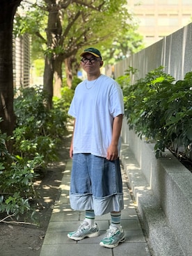 「アイテム（スニーカー）」を使った、Colorholic manさん（メンズ・172cm）の秋コーディネート