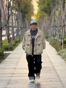 「Columbia（コロンビア）のアイテム（ナイロンジャケット、ベージュ系）」を使った、Colorholic manさん（メンズ・172cm）の春コーディネート