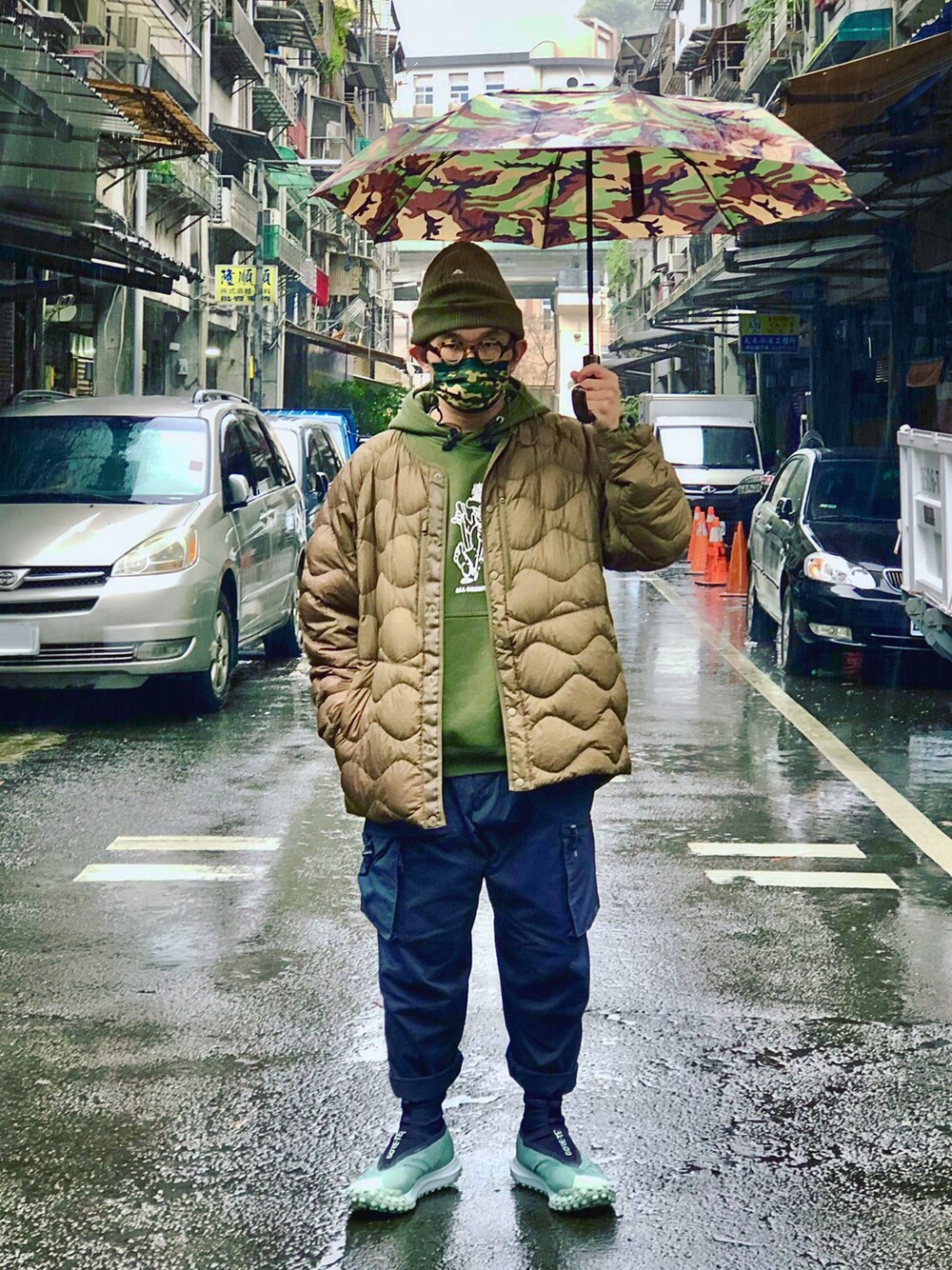 「UNIQLO、White Mountaineering、NIKE、ACG、ootd、streetstyle、streetfashion、menswear」｜「NIKE ACGのアイテム（ニットキャップ/ビーニー、グリーン系）」を使った、Colorholic manさん（メンズ・172cm）の冬コーディネートの1枚目の写真