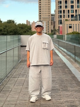 「アイテム（スウェットパンツ）」を使った、Colorholic manさん（メンズ・172cm）の秋コーディネート