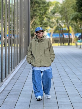 「アイテム（マウンテンパーカー）」を使った、Colorholic manさん（メンズ・172cm）の冬コーディネート