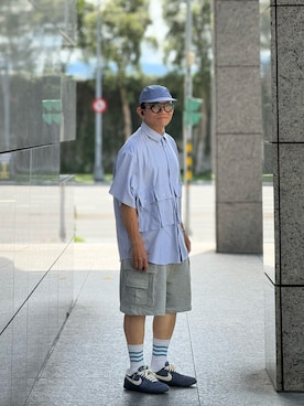 「FreshService（フレッシュサービス）のアイテム（シャツ/ブラウス、ホワイト系）」を使った、Colorholic manさん（メンズ・172cm）の秋コーディネート
